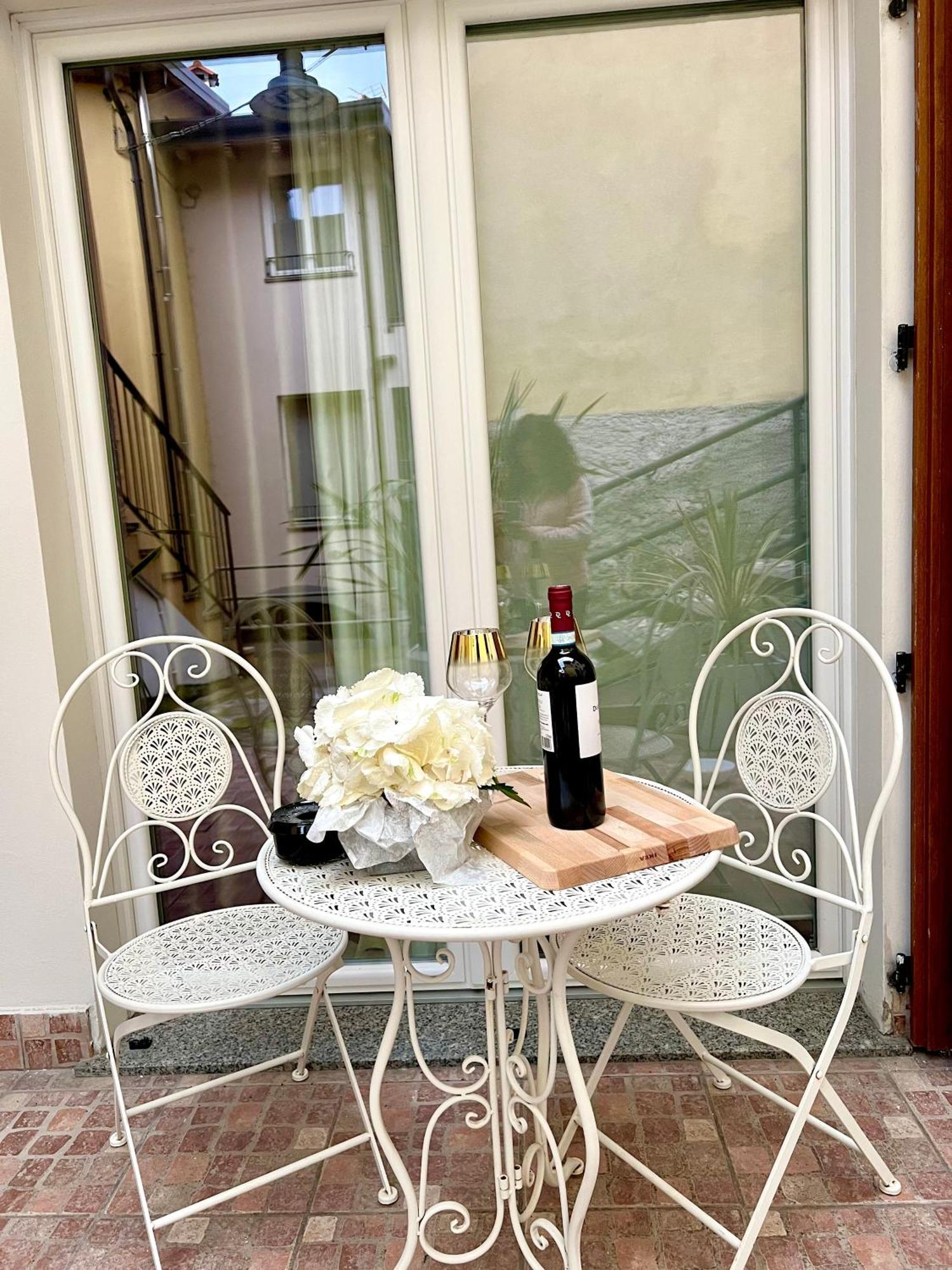Castro  L'Arco Sul Lago • Gold Apartment מראה חיצוני תמונה