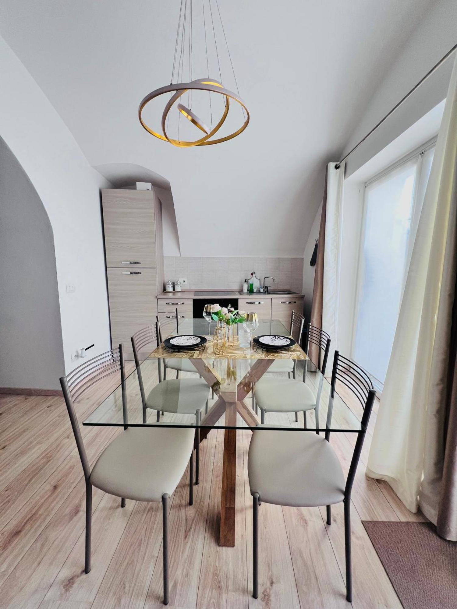 Castro  L'Arco Sul Lago • Gold Apartment מראה חיצוני תמונה